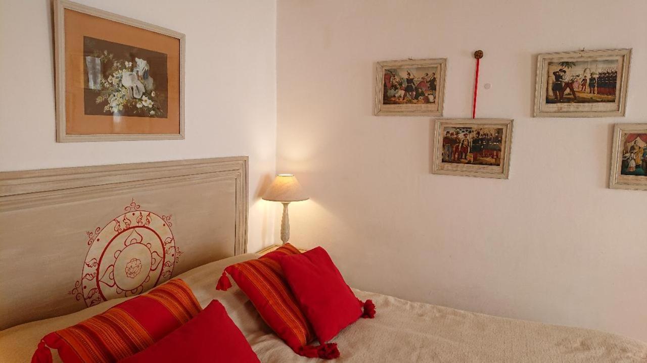 A L'Ombre Du Tilleul Apartment Giverny Ngoại thất bức ảnh