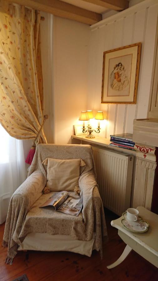 A L'Ombre Du Tilleul Apartment Giverny Ngoại thất bức ảnh