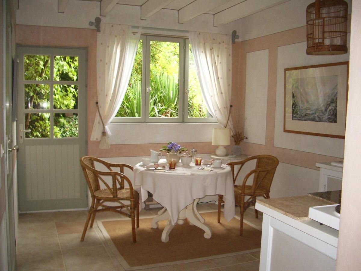 A L'Ombre Du Tilleul Apartment Giverny Ngoại thất bức ảnh