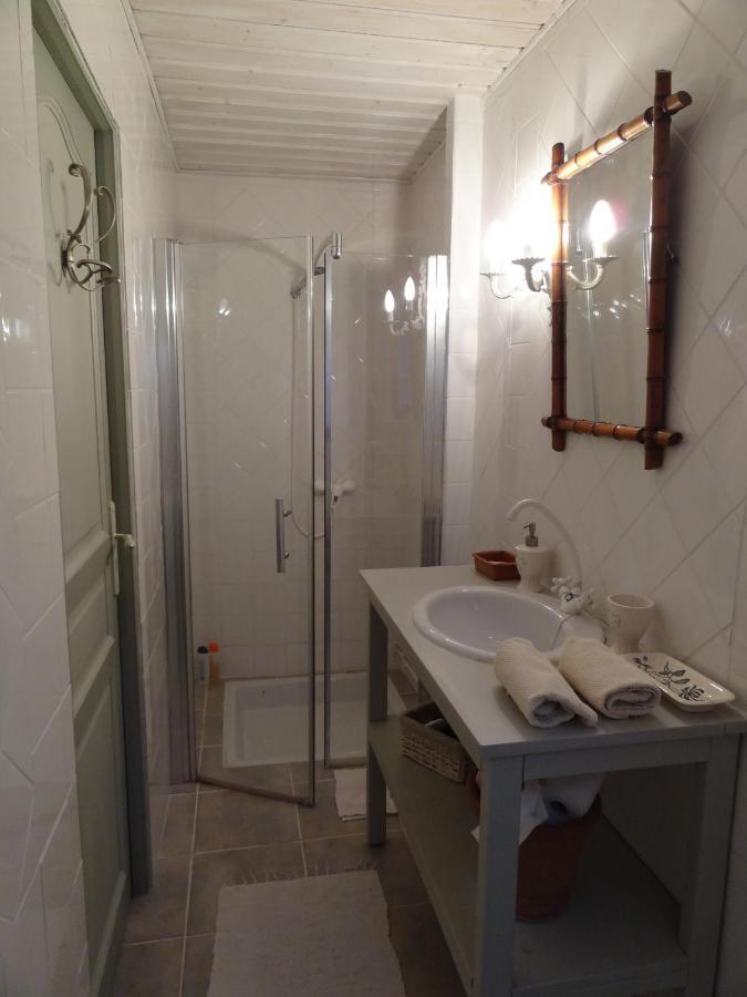 A L'Ombre Du Tilleul Apartment Giverny Ngoại thất bức ảnh