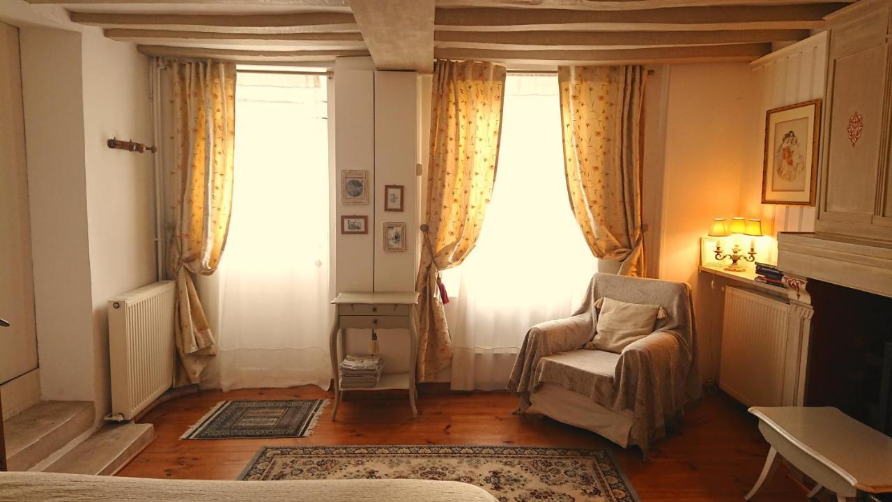 A L'Ombre Du Tilleul Apartment Giverny Ngoại thất bức ảnh