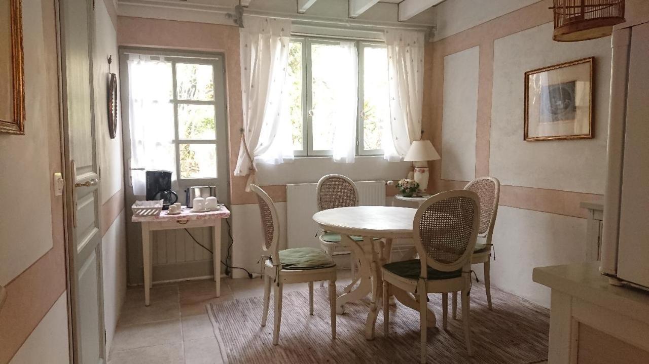 A L'Ombre Du Tilleul Apartment Giverny Ngoại thất bức ảnh
